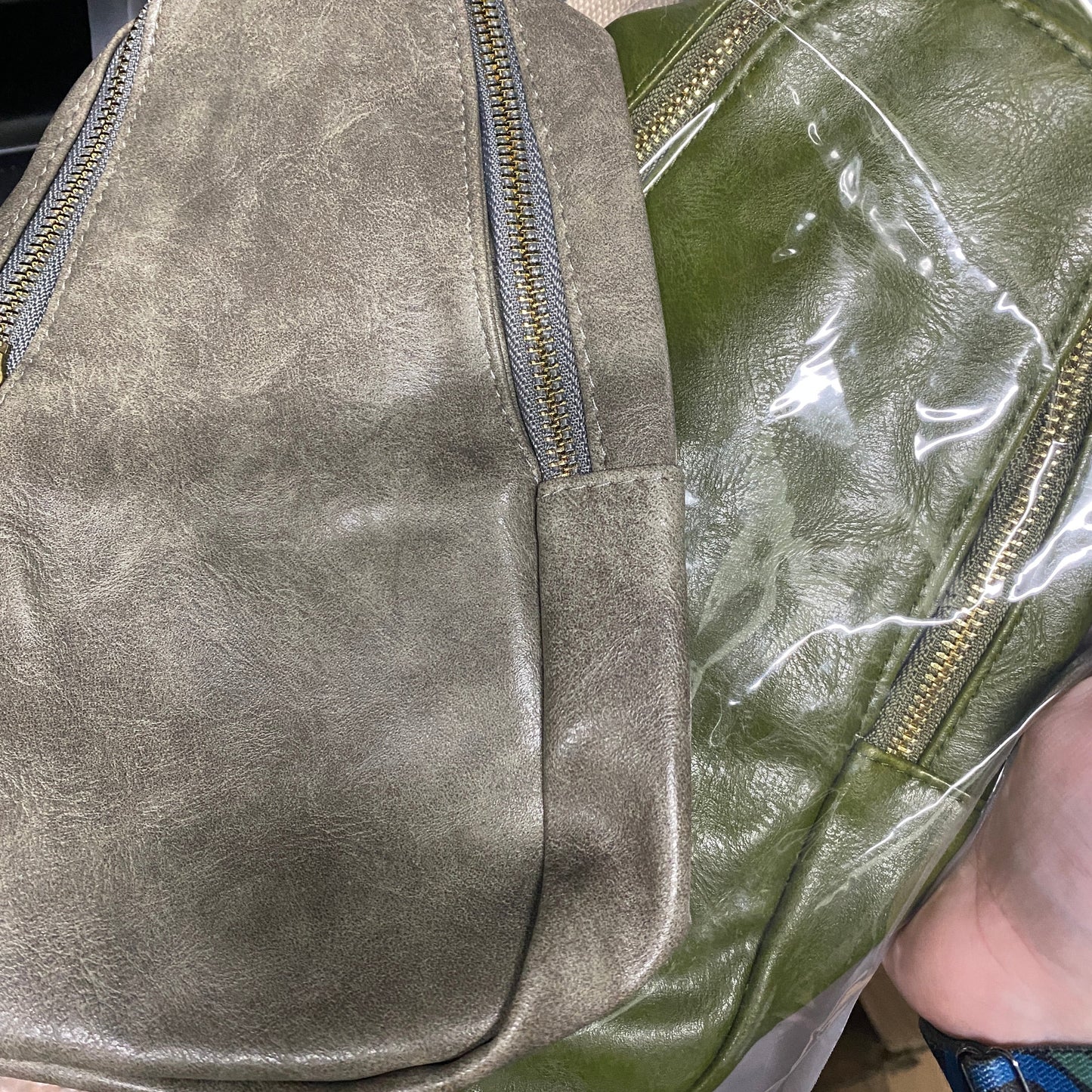 *Sling Crossbody - Grey