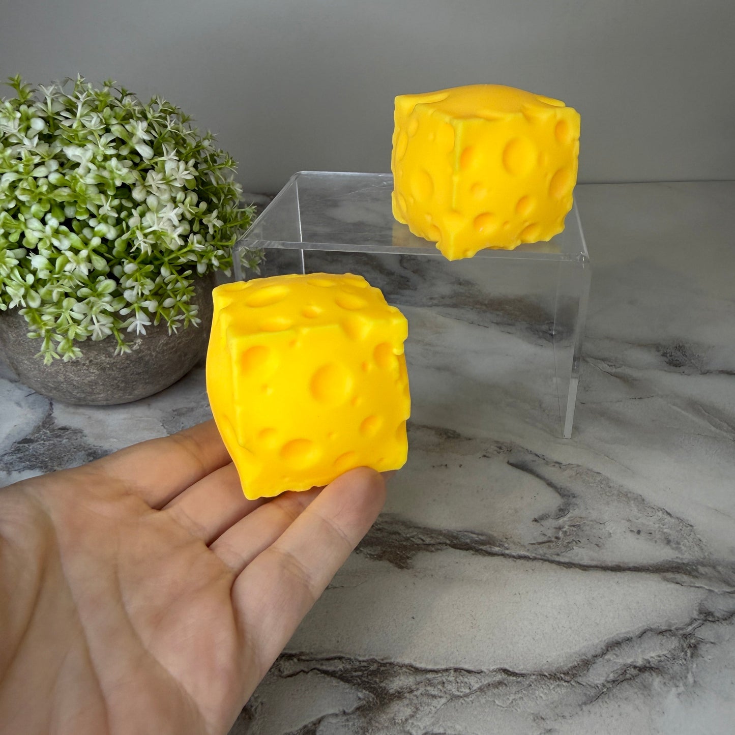 *Squishy - Cheese Cube