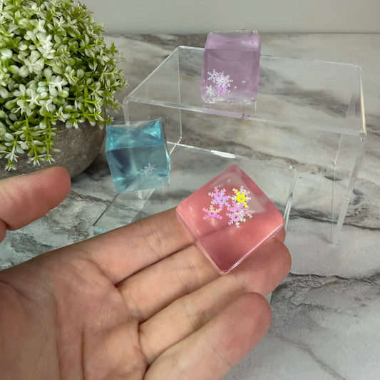 *Squishy Toy - Ice Cube Snowflake