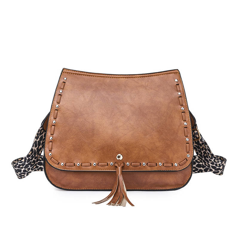 *Tassel Messenger Purse Bag - TAN